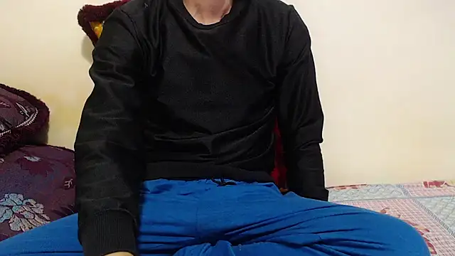Alexdelarge323 online show from 6, 1, 2025