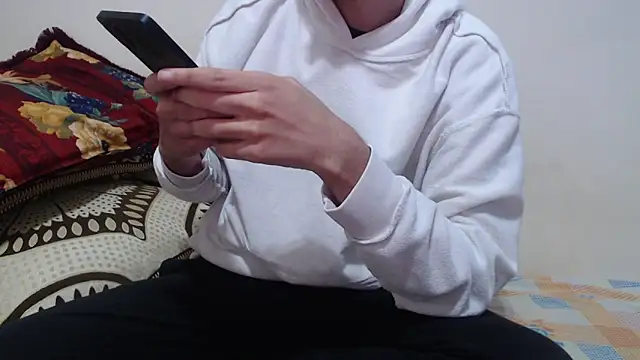 Alexdelarge323 online show from 5, 2, 2026