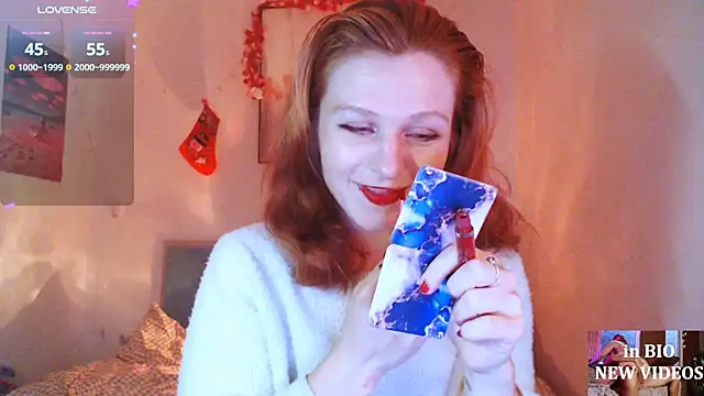 Cassie Wild online show from 17, 12, 2025