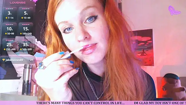 Snapshot of Cassie_Wild chatting on 19, 4, 2026 Cassie Wild online show from 19, 4, 2026