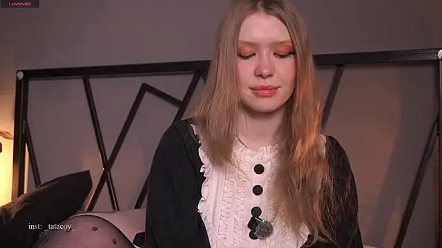 Snapshot of TataCoy chatting on 18, 1, 2026 TataCoy online show from 18, 1, 2026