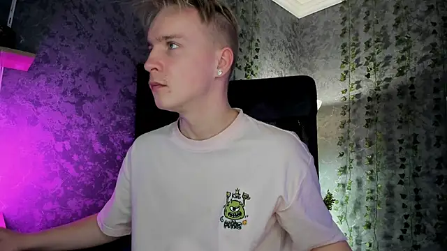 AlexxSweet online show from 2, 11, 2025