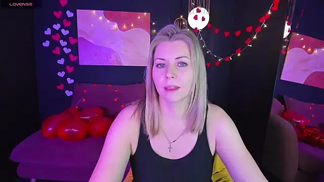 Annie Light online show from 15, 2, 2025