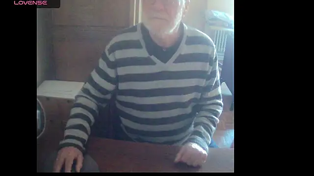 Snapshot of terrybare chatting on 18, 2, 2025 terrybare online show from 18, 2, 2025