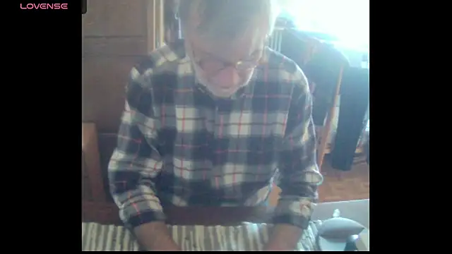 Snapshot of terrybare chatting on 17, 3, 2025 terrybare online show from 17, 3, 2025