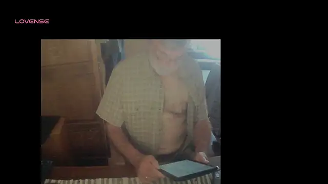 Snapshot of terrybare chatting on 20, 9, 2025 terrybare online show from 20, 9, 2025