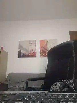 Ladykaos online show from 12, 1, 2025