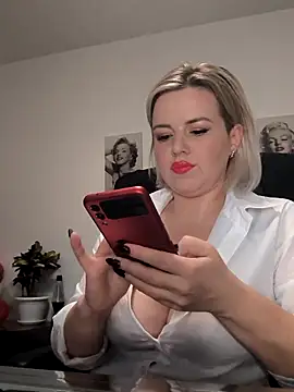 Ladykaos online show from 25, 11, 2025