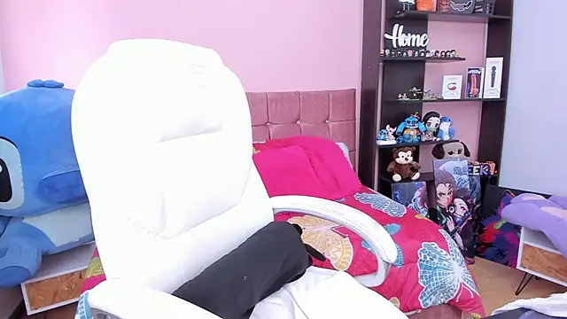 Snapshot of esmeralda112 chatting on 29, 4, 2026 esmeralda112 online show from 29, 4, 2026