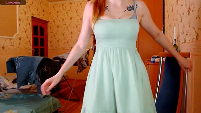 MarySweetness online show from 1, 2, 2025