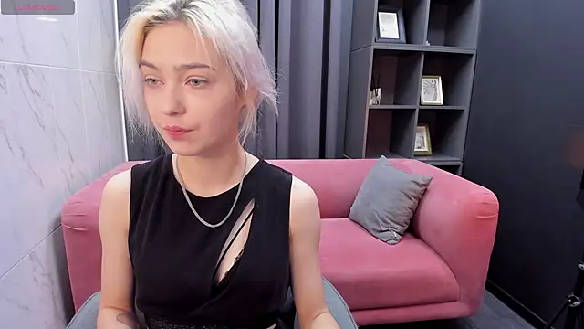 AlysiaSun online show from 3, 10, 2025