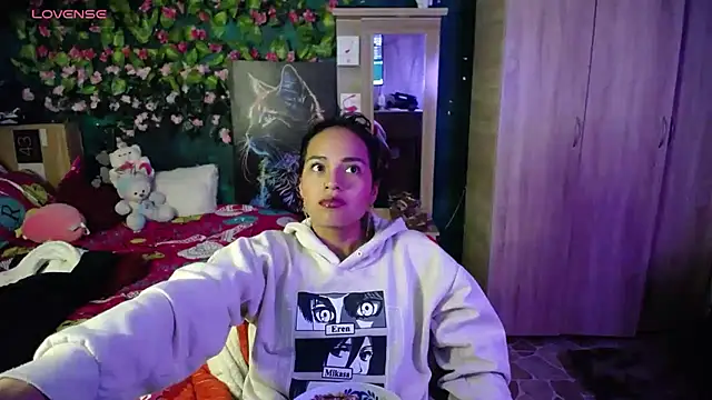 Samara Beltran online show from 17, 2, 2025
