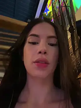 Snapshot of Im_Valentina chatting on 18, 2, 2025 Im Valentina online show from 18, 2, 2025