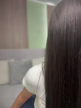 Im Valentina online show from 25, 6, 2026
