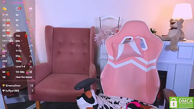 Snapshot of Grace_and__Jacob chatting on 25, 2, 2025 Grace and Jacob online show from 25, 2, 2025