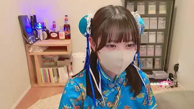 Snapshot of HIKARI_x0 chatting on 1, 5, 2026 HIKARI x0 online show from 1, 5, 2026