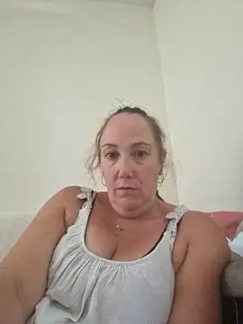 Snapshot of Wisie_Cutie chatting on 9, 9, 2025 Wisie Cutie online show from 9, 9, 2025