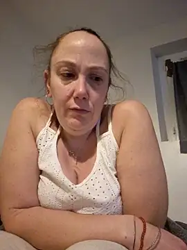 Wisie Cutie online show from 27, 11, 2025