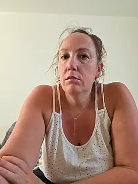Wisie Cutie online show from 24, 6, 2026