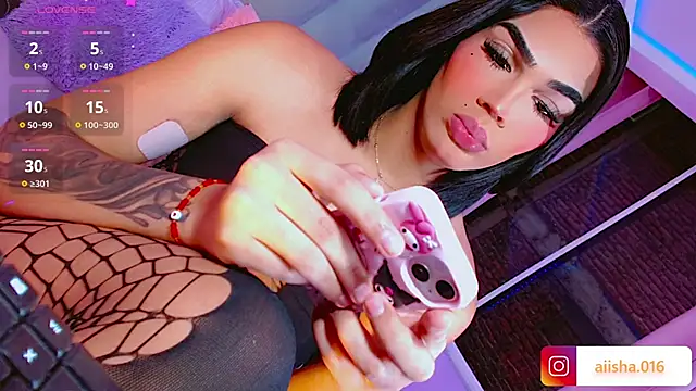 AiishaRose online show from 27, 9, 2025