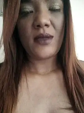 Indianpleasure300 online show from 1, 11, 2025