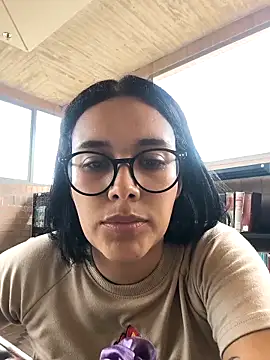 Annya-sweet online show from 7, 4, 2026