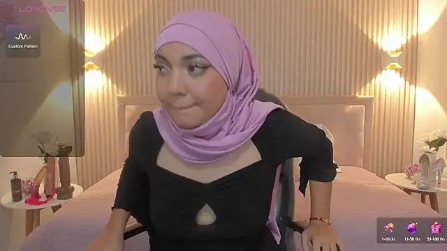 Sooffii 1 online show from 8, 1, 2025