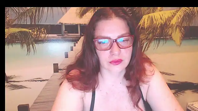 Snapshot of Queen__Natasha chatting on 5, 6, 2026 Queen Natasha online show from 5, 6, 2026