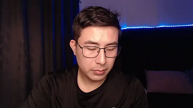 andrewmhilton  online show from 29, 3, 2026