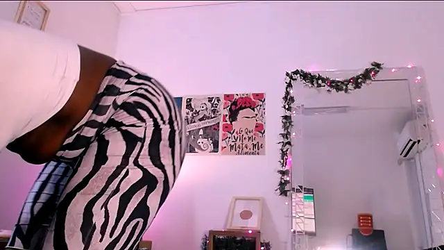 Snapshot of Kenya_Agu chatting on 10, 12, 2024 Kenya Agu online show from 10, 12, 2024