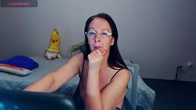 Celine Faer1 online show from 6, 4, 2026