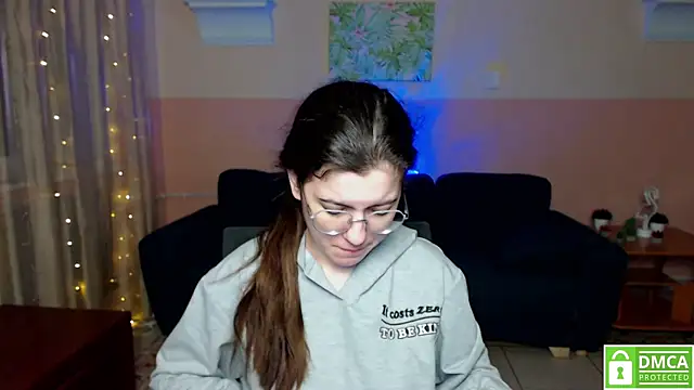 Aminabeatris online show from 12, 3, 2025