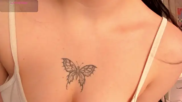 Snapshot of cute__cherry_ chatting on 20, 10, 2025 cute cherry online show from 20, 10, 2025