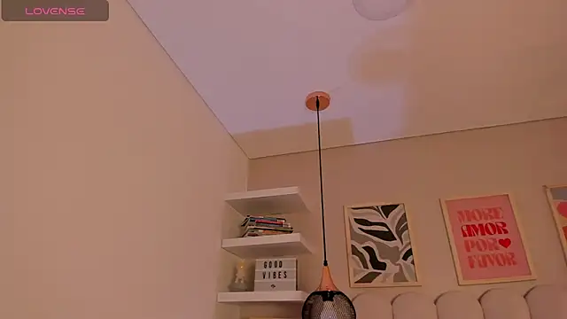 Snapshot of cute__cherry_ chatting on 17, 11, 2025 cute cherry online show from 17, 11, 2025