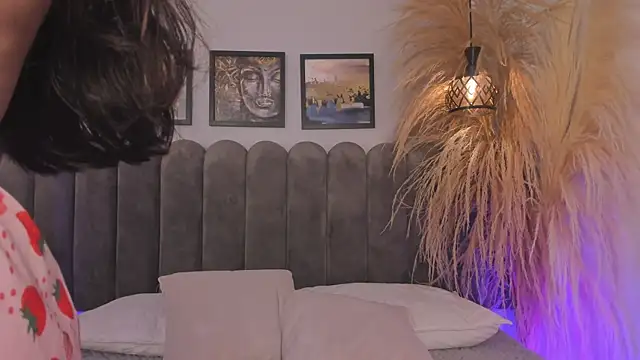 cute  cherry  online show from 9, 6, 2026
