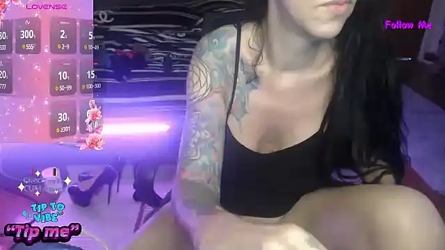 Snapshot of VenusX chatting on 21, 3, 2025 VenusX online show from 21, 3, 2025