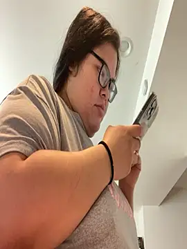 LiverandBrat77 online show from 26, 11, 2025