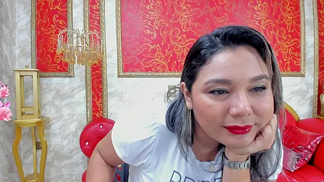 Myhottie Milf online show from 28, 12, 2024