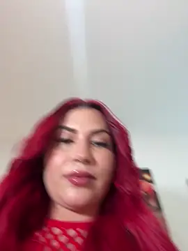 Snapshot of zafiro_mo0n chatting on 22, 9, 2025 zafiro mo0n online show from 22, 9, 2025