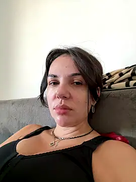 TaniaAmore online show from 3, 11, 2025