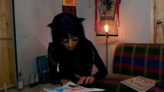 VickyJackson  online show from 9, 12, 2024