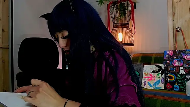 VickyJackson  online show from 10, 12, 2024