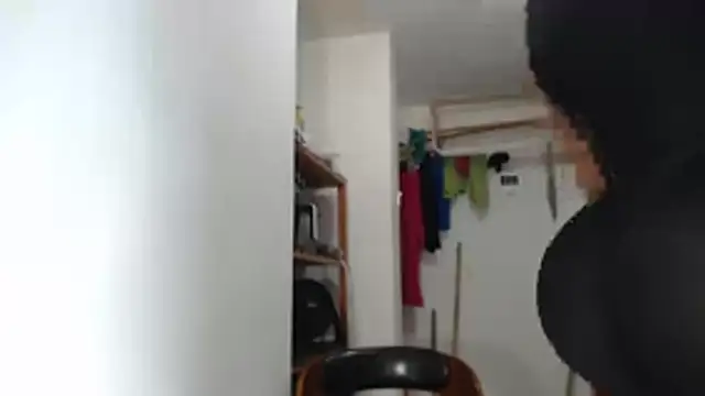 Snapshot of LiraRusso chatting on 22, 4, 2026 LiraRusso online show from 22, 4, 2026