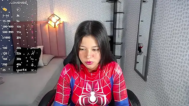 LORENADAVIES online show from 14, 10, 2025