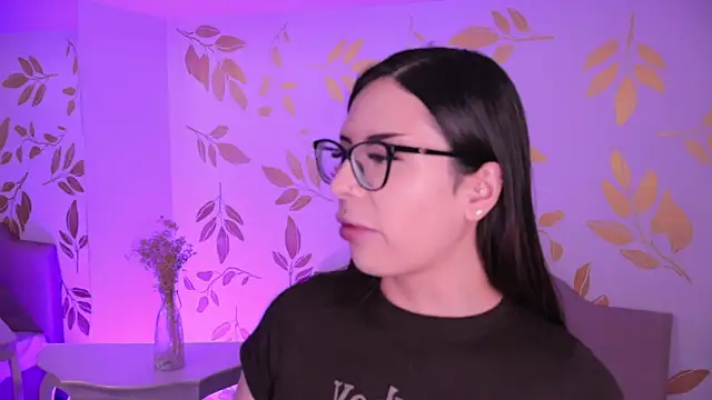 Snapshot of Misselektra__ chatting on 13, 7, 2026 Misselektra online show from 13, 7, 2026