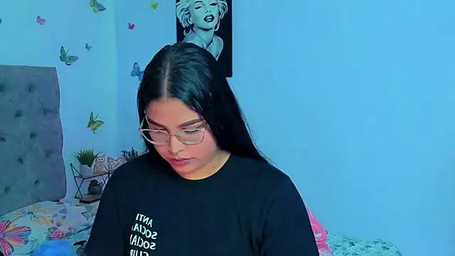 Snapshot of mabellfox chatting on 10, 12, 2024 mabellfox online show from 10, 12, 2024