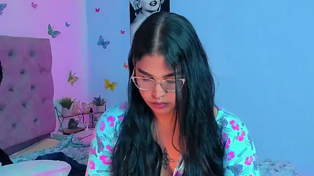Snapshot of mabellfox chatting on 13, 12, 2024 mabellfox online show from 13, 12, 2024