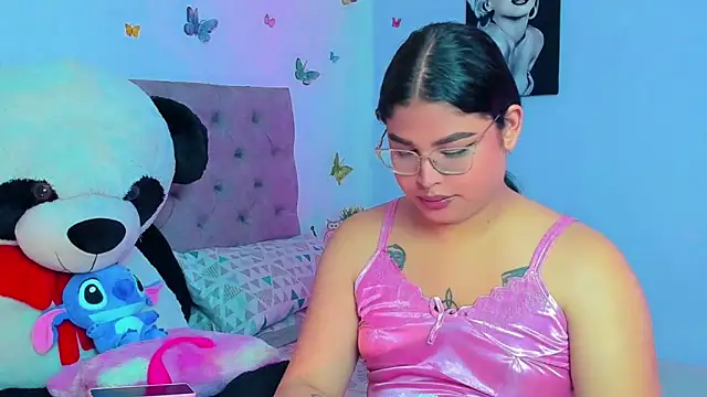 Snapshot of mabellfox chatting on 20, 12, 2024 mabellfox online show from 20, 12, 2024