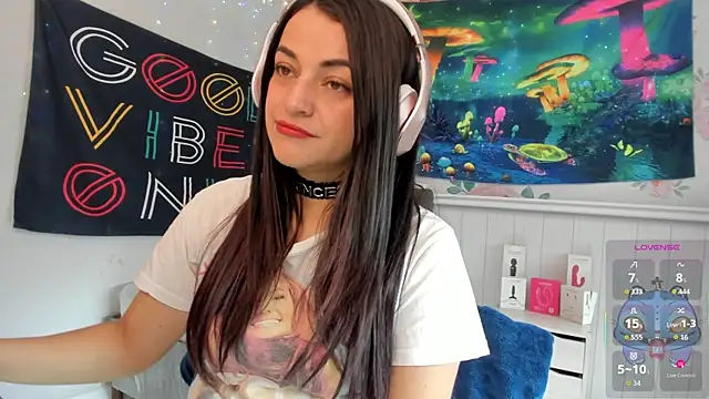 LovelyAzucena online show from 22, 11, 2025