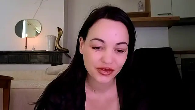 Lilie romeo online show from 3, 12, 2024